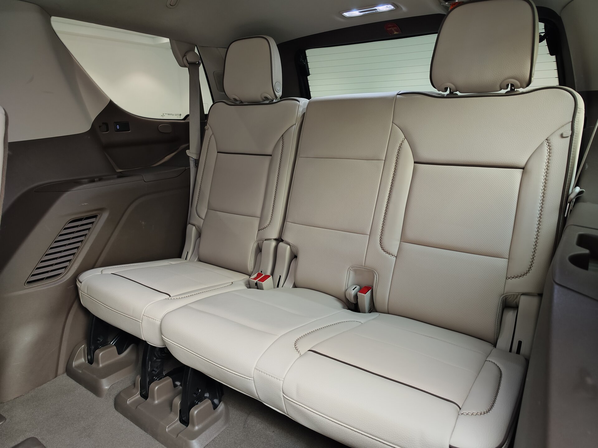 Автомобиль GMC Yukon 6.2 AT (426 л.с.) 4WD - 11
