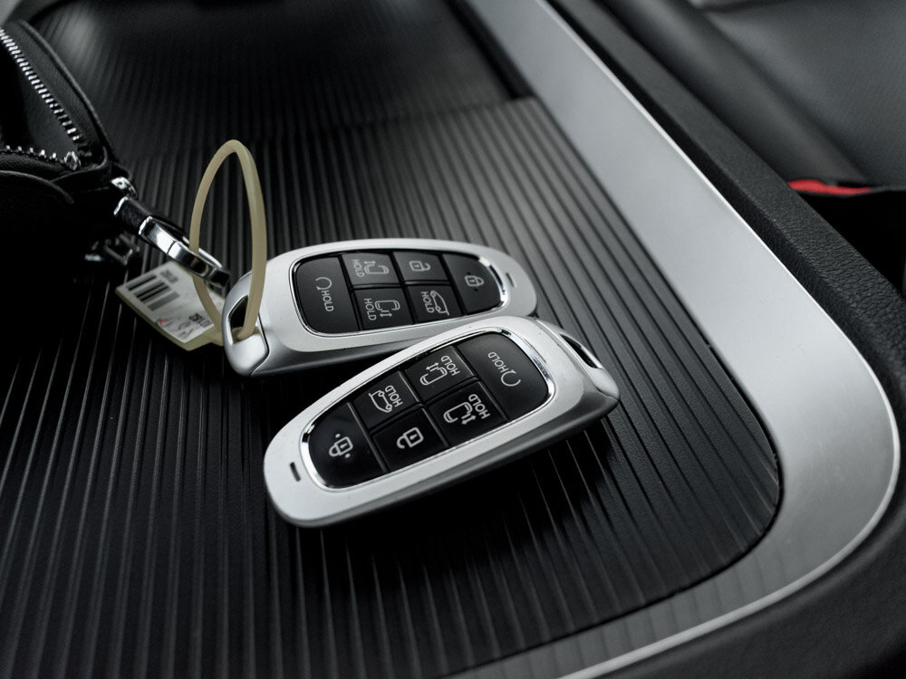 Купить Hyundai Staria 3.5 AT (249 л.с.), 2022 в Екатеренбурге
