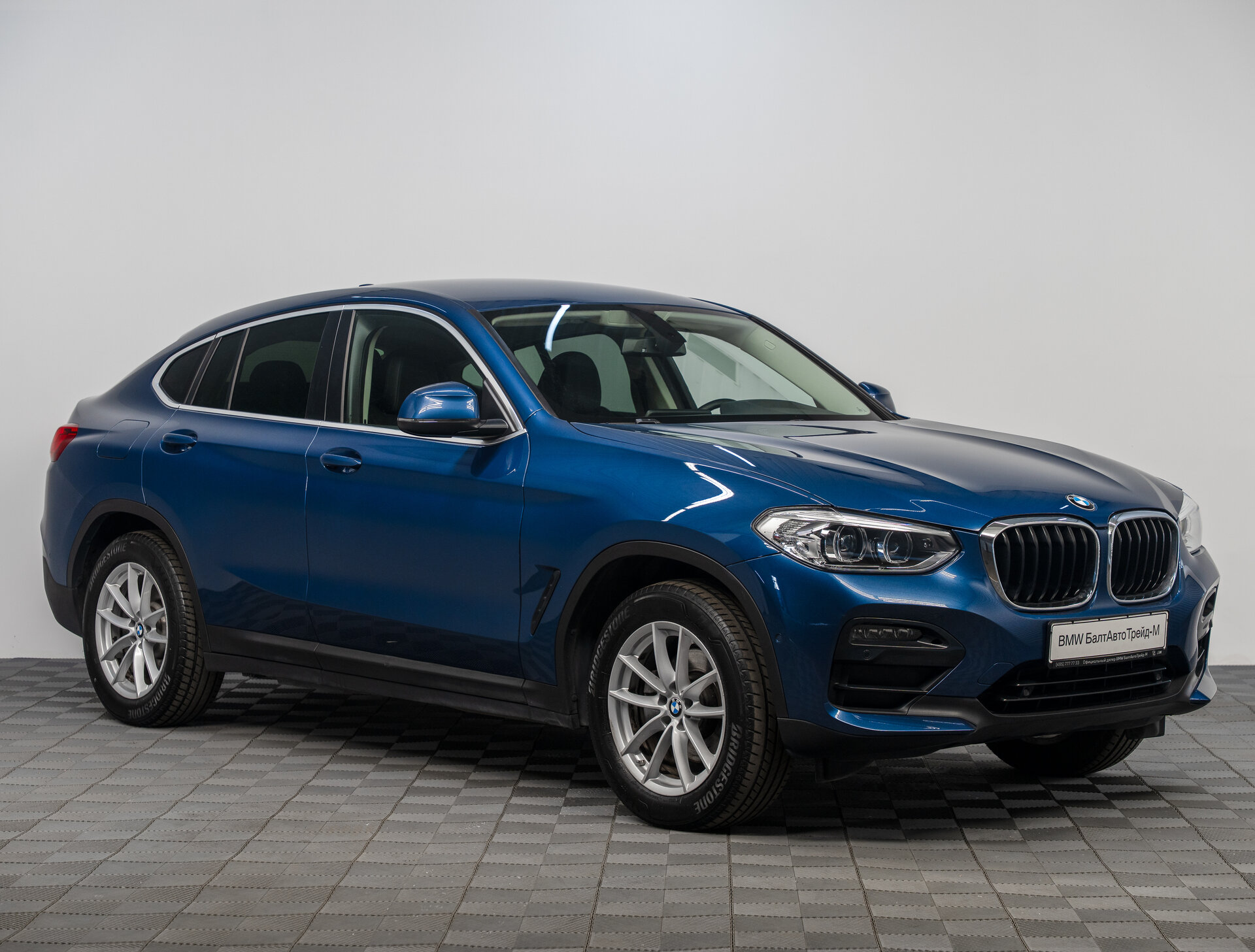 Автомобиль BMW X4 20i 2.0 AT (184 л.с.) 4WD - 3