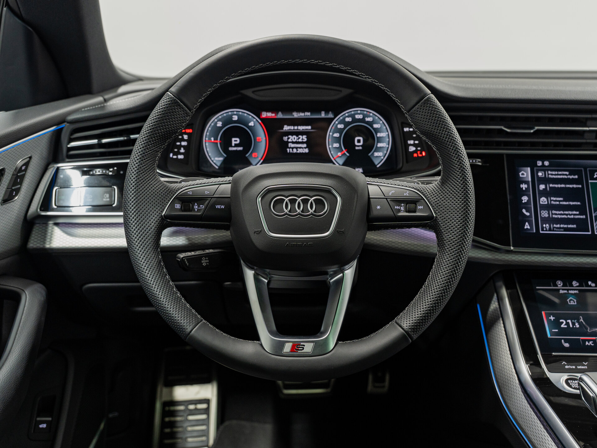Автомобиль Audi Q8 45 TDI 3.0d AT (231 л.с.) 4WD - 16