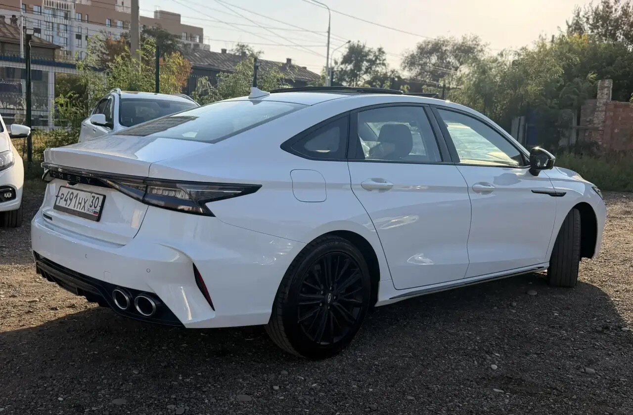 Chery Arrizo 8 