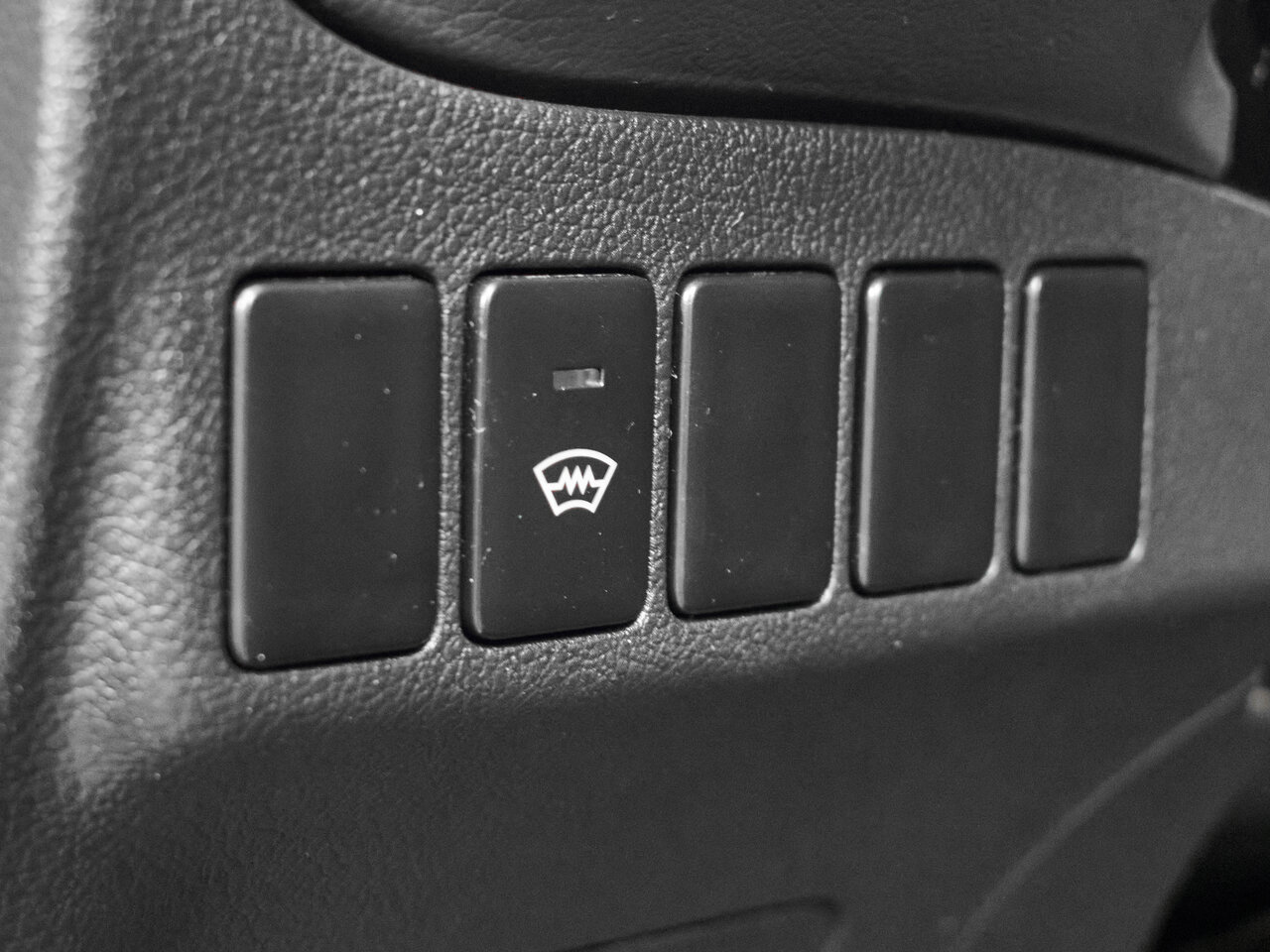Купить Mitsubishi Outlander 2.4 CVT (167 л.с.) 4WD, 2016 в Екатеренбурге