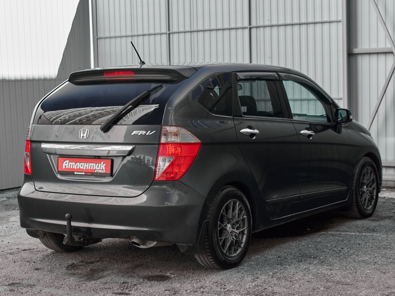 Купить Honda FR-V 1.8 MT (140 л.с.), 2008 в Екатеренбурге
