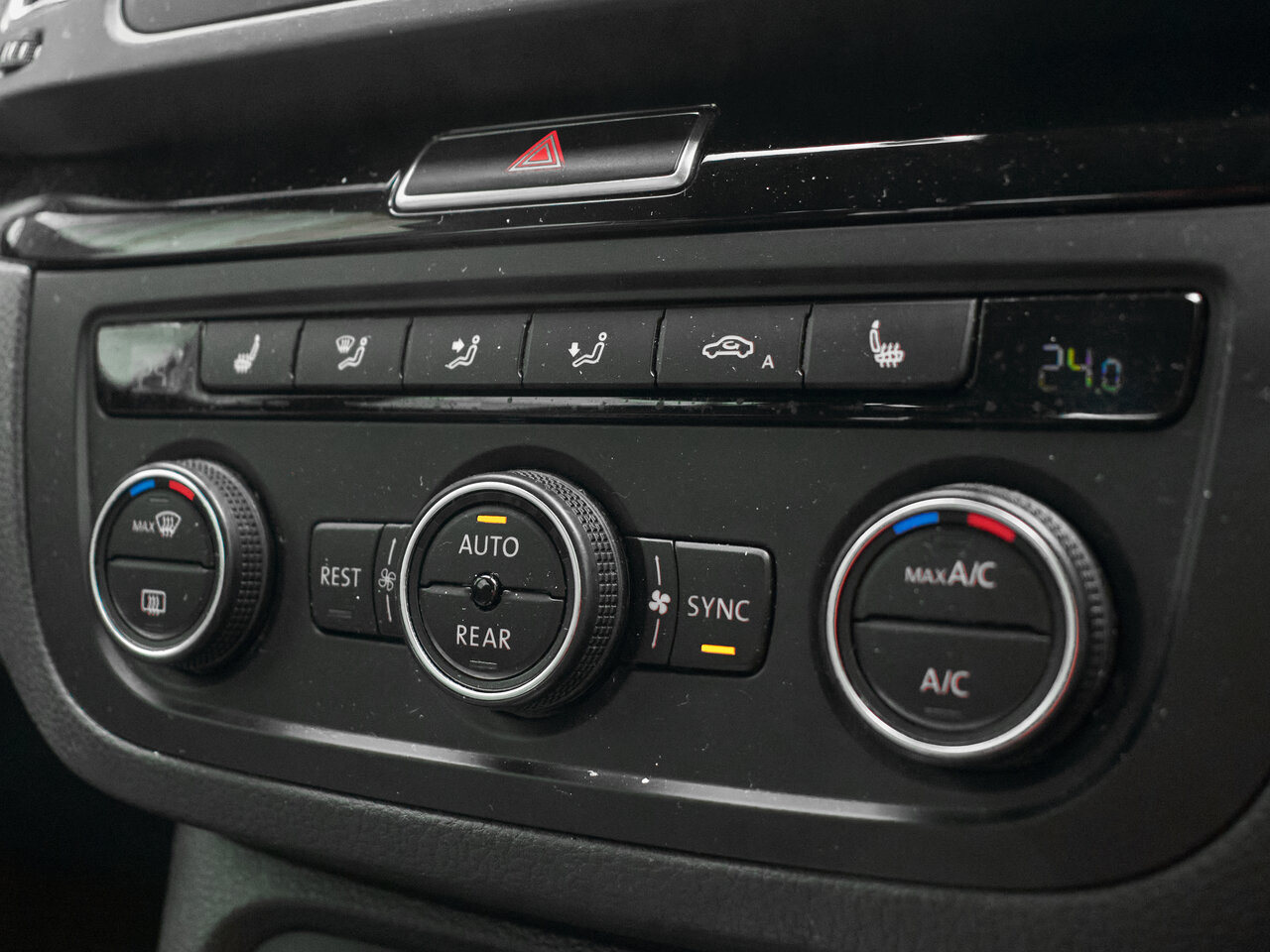 Купить Volkswagen Sharan 1.4 AMT (150 л.с.), 2017 в Екатеренбурге