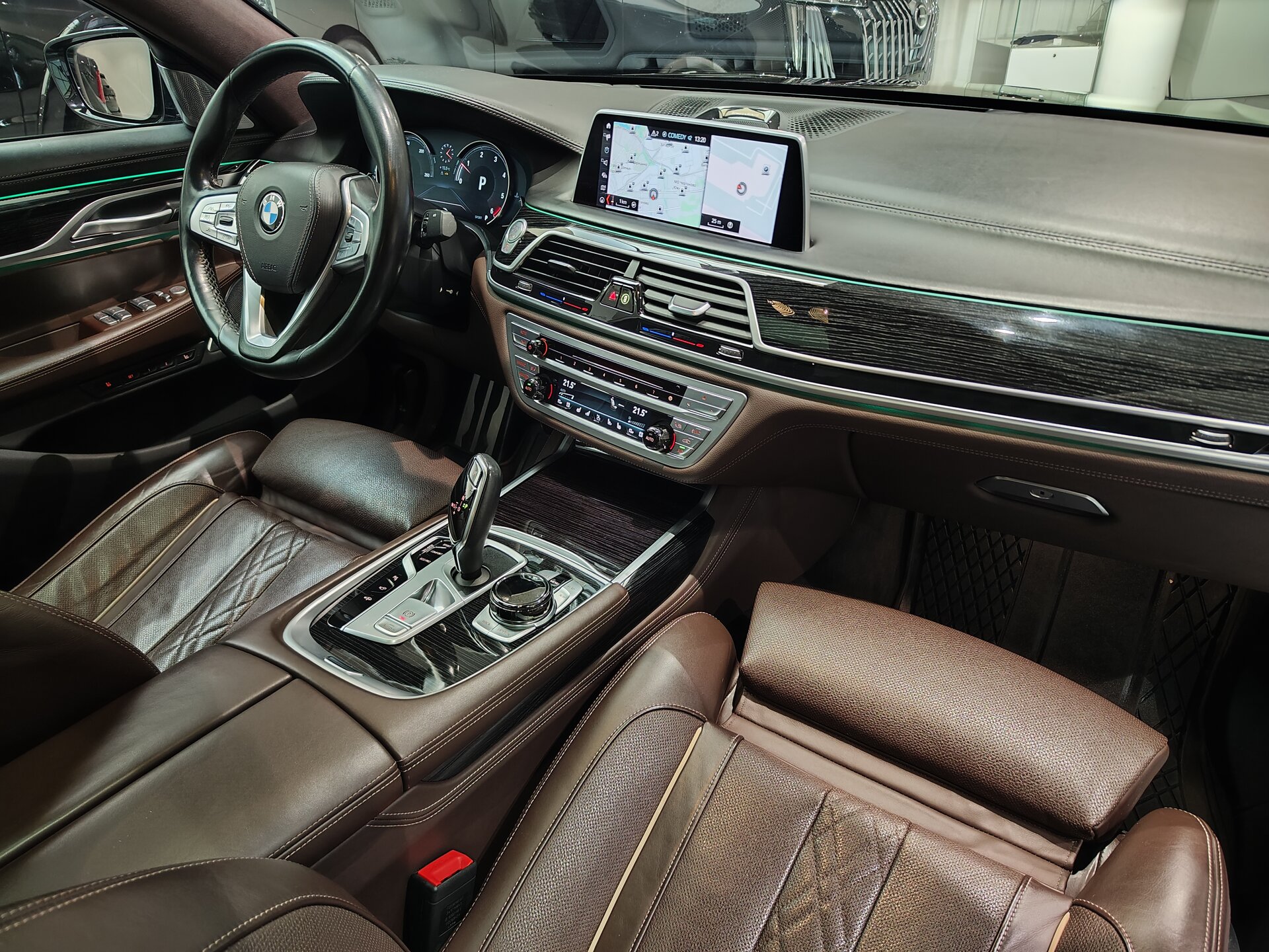 Автомобиль BMW 7 серии 750d xDrive 3.0d AT (400 л.с.) 4WD - 14