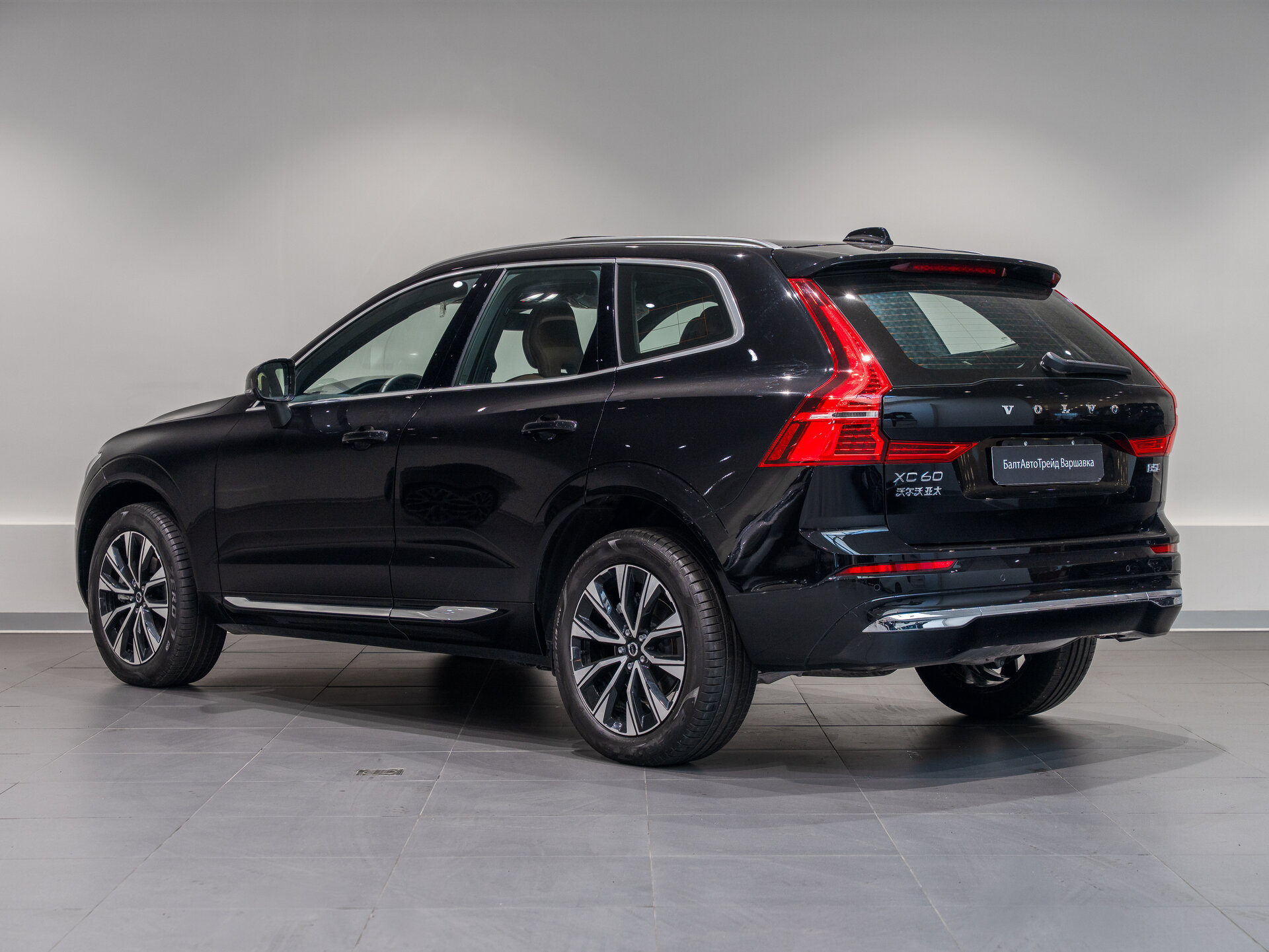 Автомобиль Volvo XC60 2.0 AT (250 л.с.) 4WD - 7