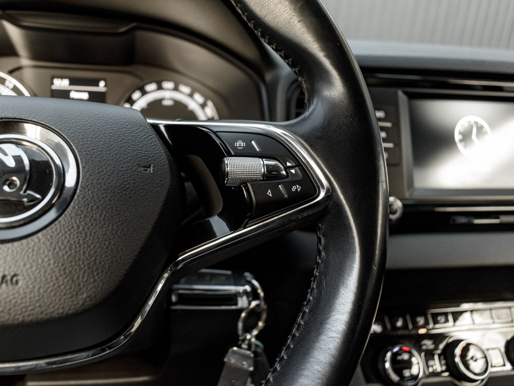 Купить Skoda Karoq 1.5 AMT (150 л.с.), 2020 в Екатеренбурге