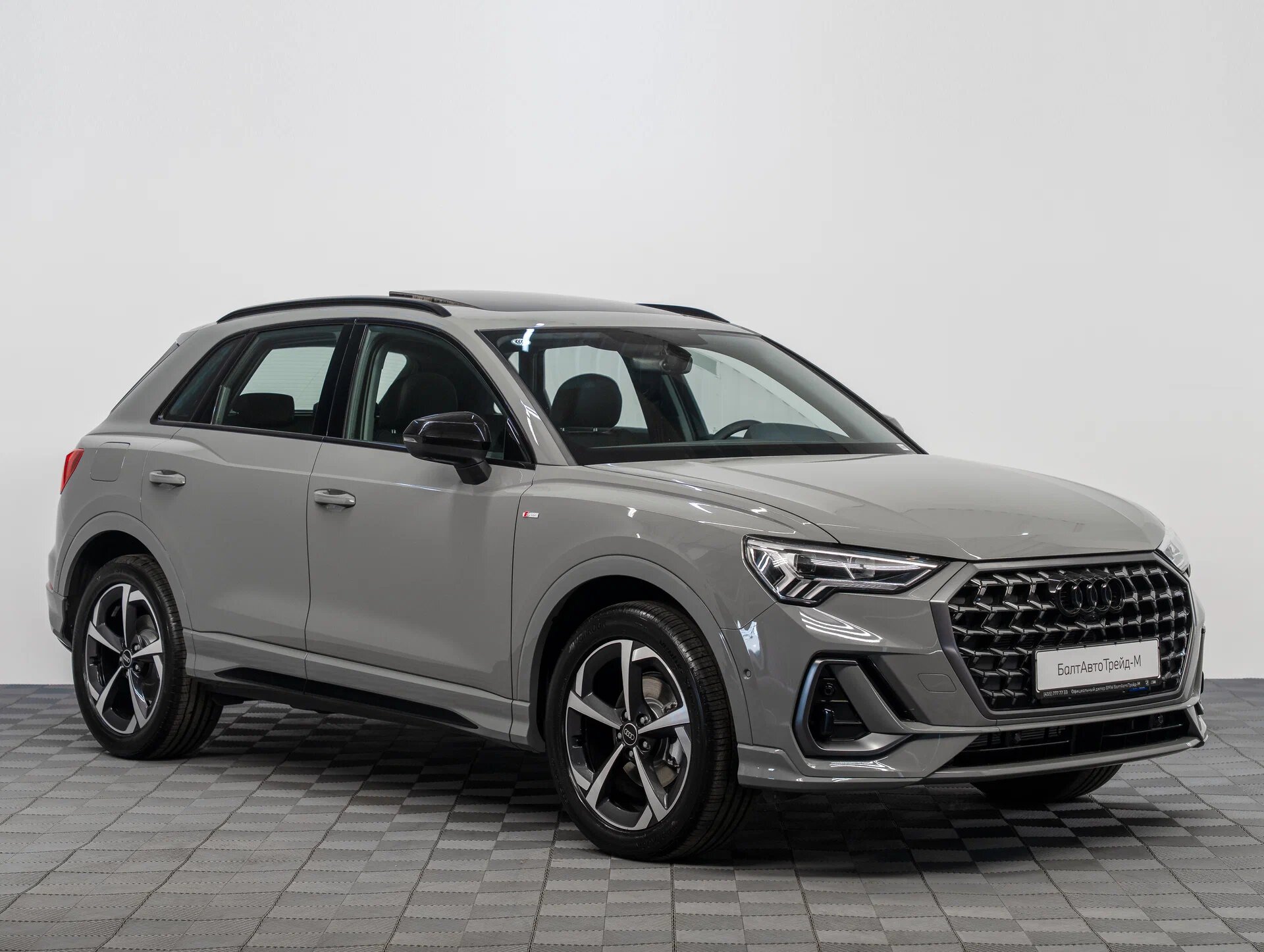 Автомобиль Audi Q3 35 TFSI 1.5 AMT (160 л.с.) - 3