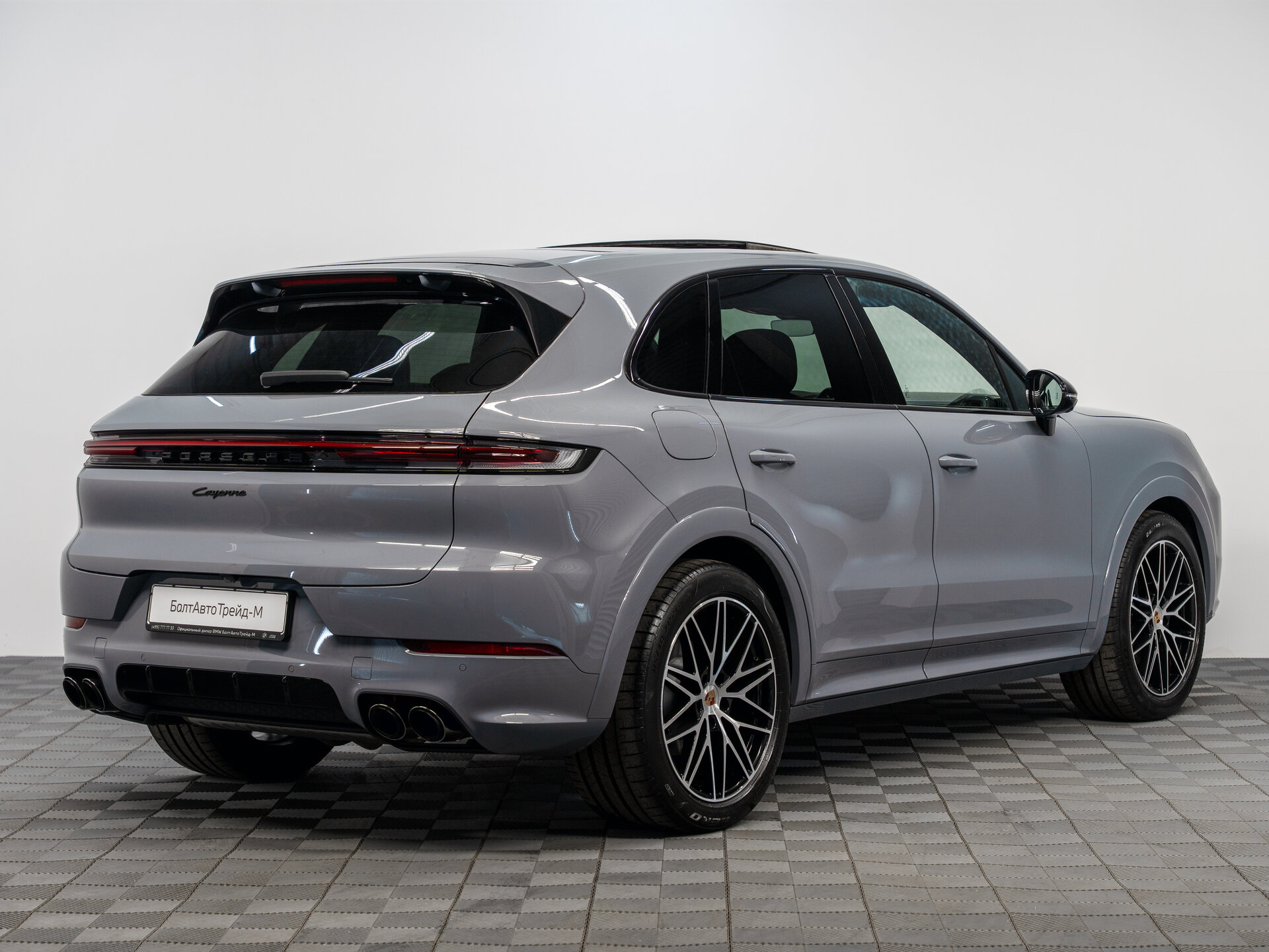 Автомобиль Porsche Cayenne 3.0 AT (353 л.с.) 4WD - 5