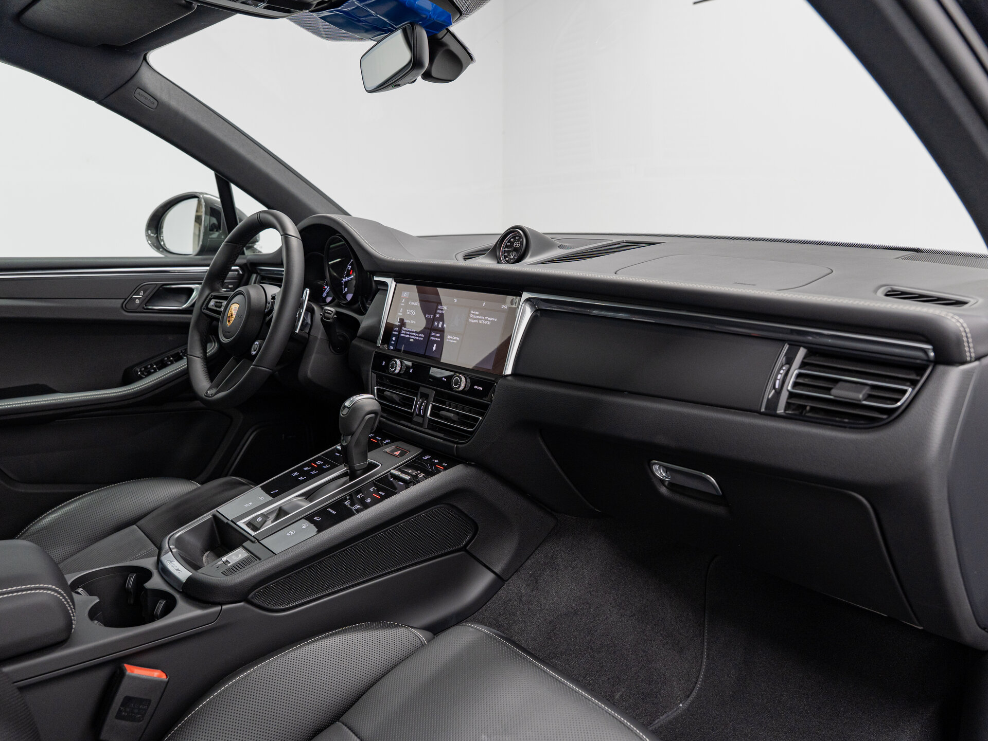Автомобиль Porsche Macan 2.0 AMT (265 л.с.) 4WD - 14