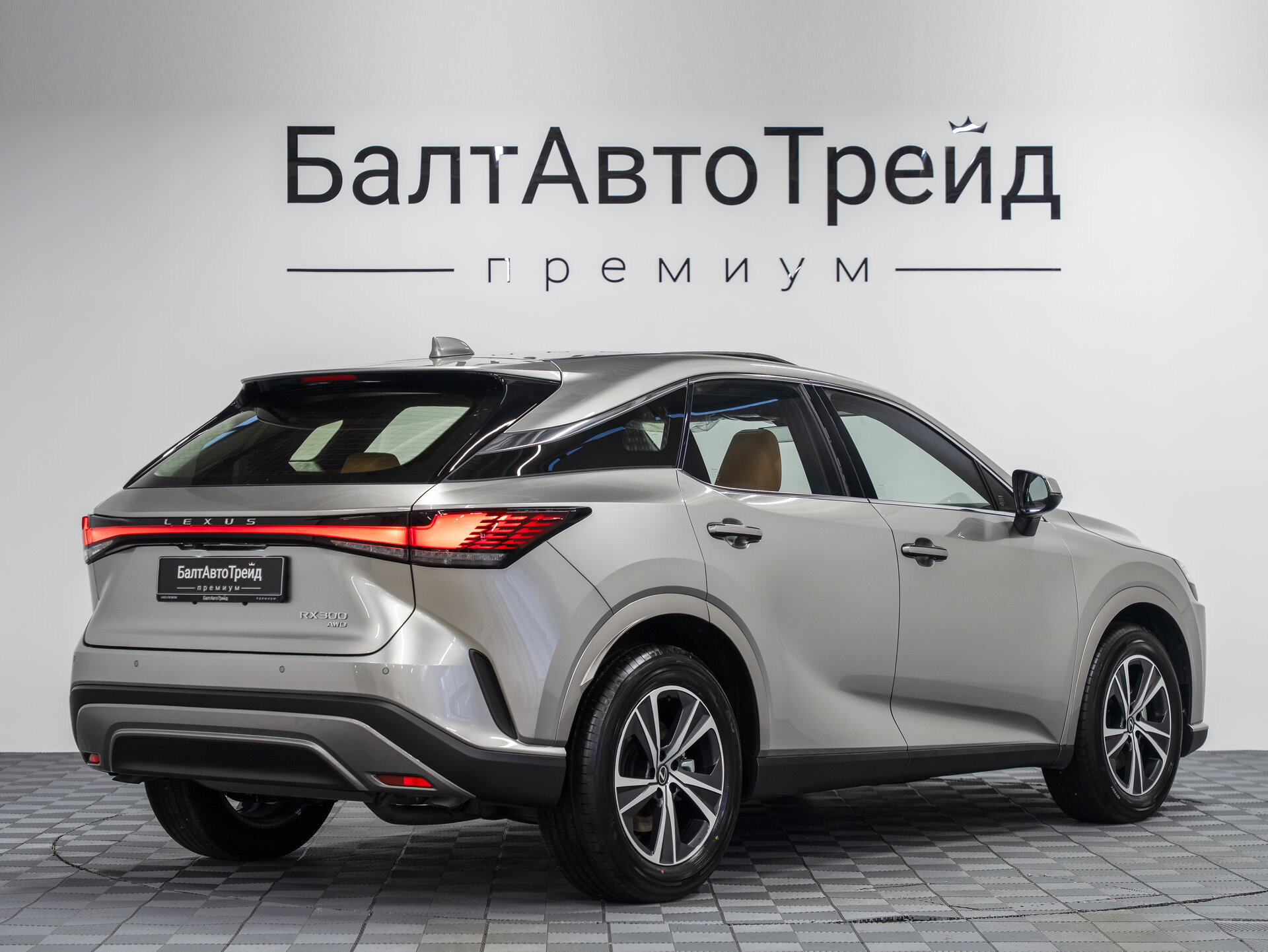 Автомобиль Lexus RX 300 2.0 AT (248 л.с.) 4WD - 7