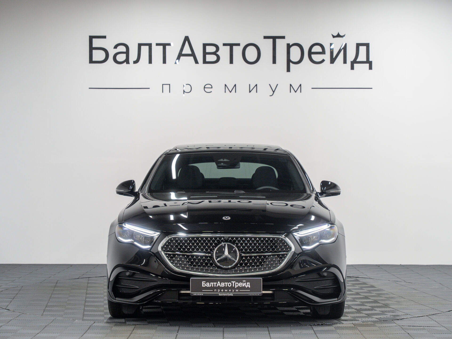 Автомобиль Mercedes-Benz E-Класс 200 2.0 AT (204 л.с.) - 4