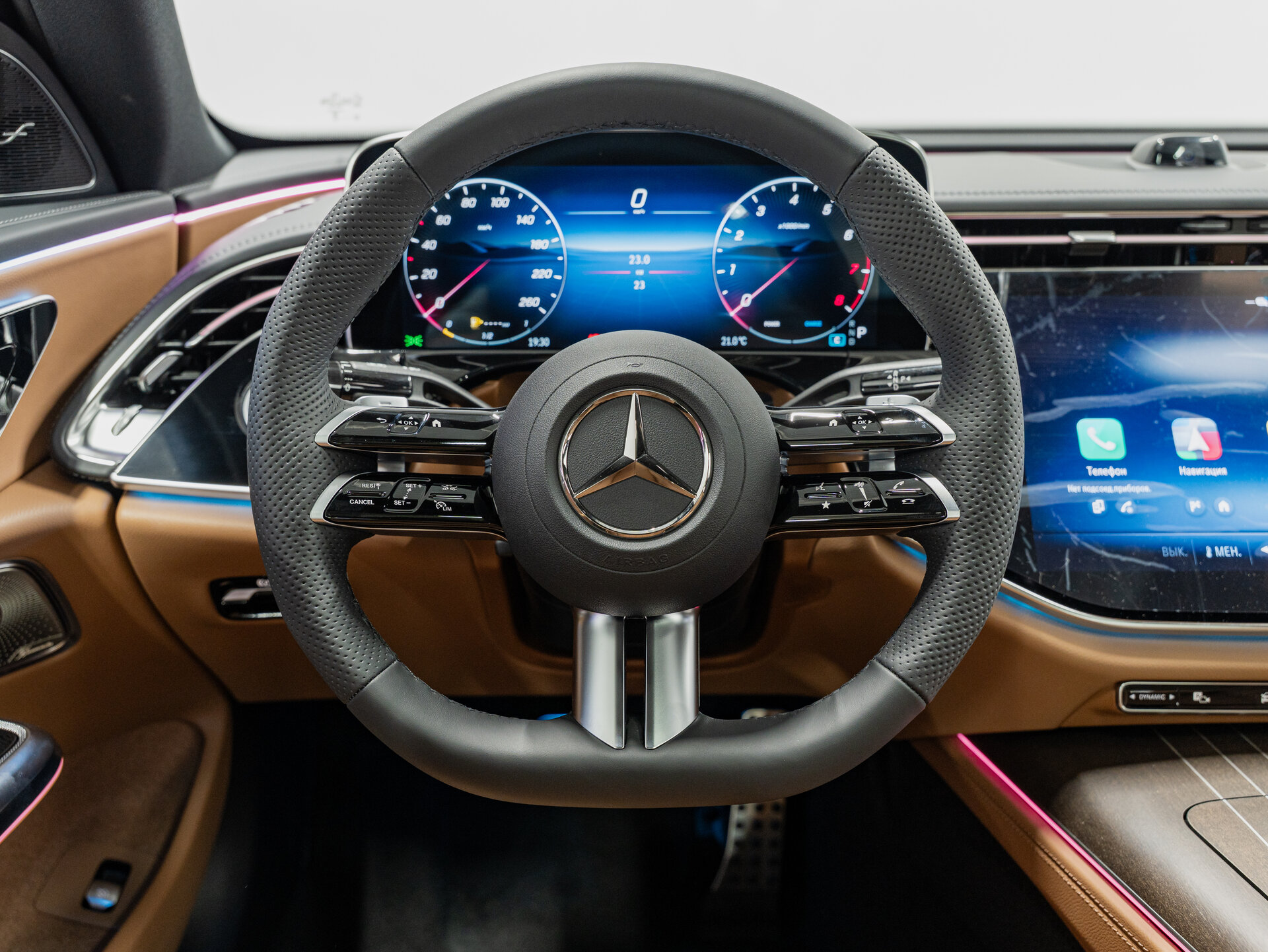 Автомобиль Mercedes-Benz E-Класс 300 2.0 AT (258 л.с.) 4WD - 16