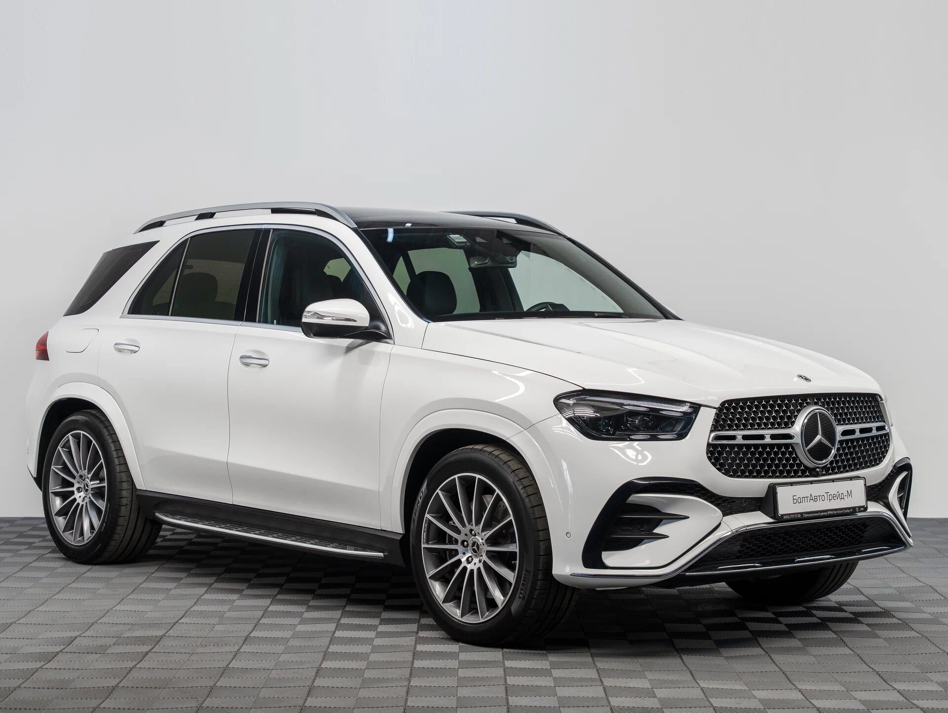 Автомобиль Mercedes-Benz GLE 450 3.0 AT (381 л.с.) 4WD - 3