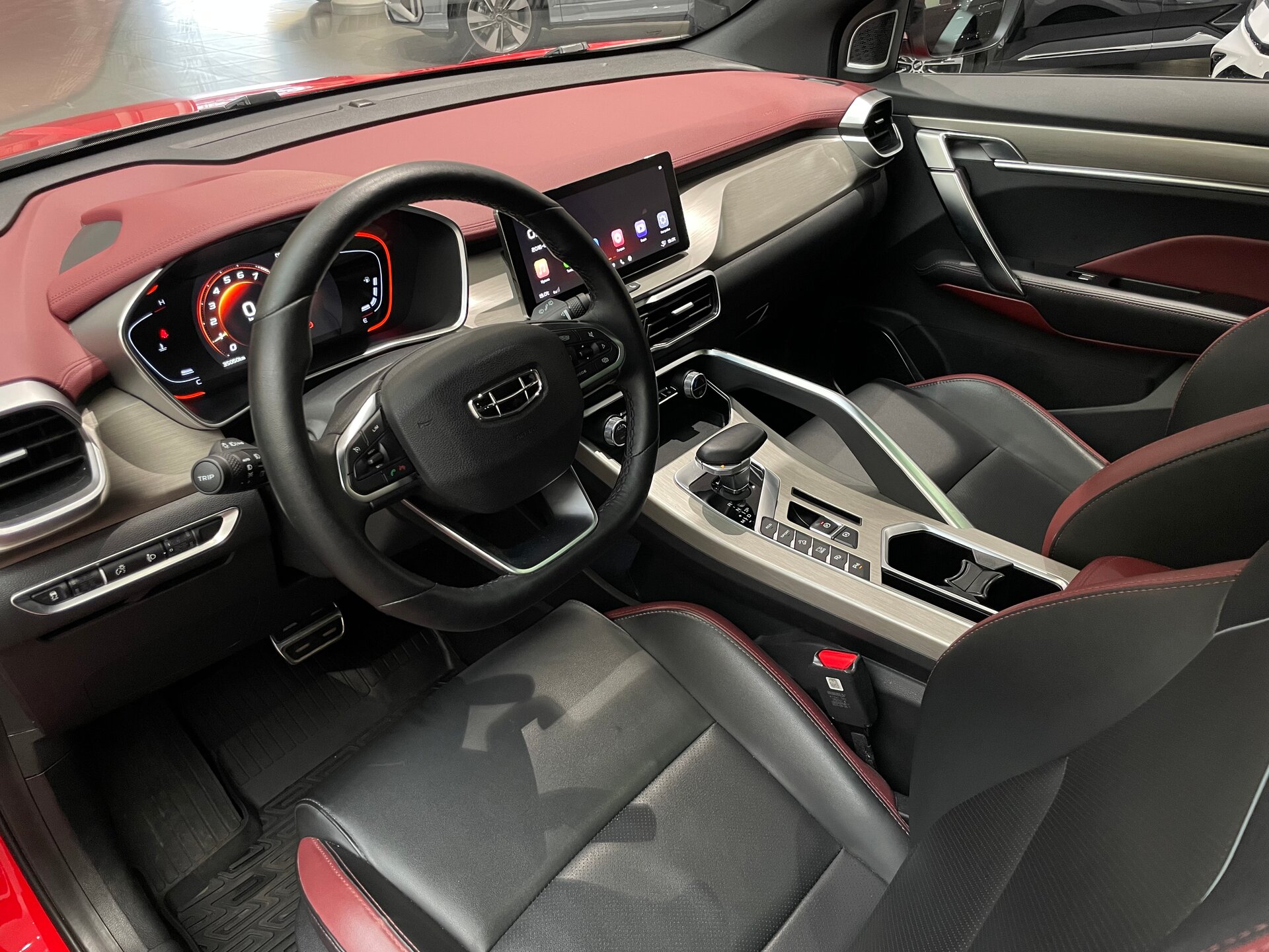 Автомобиль Geely Coolray 1.5 AMT (150 л.с.) - 7