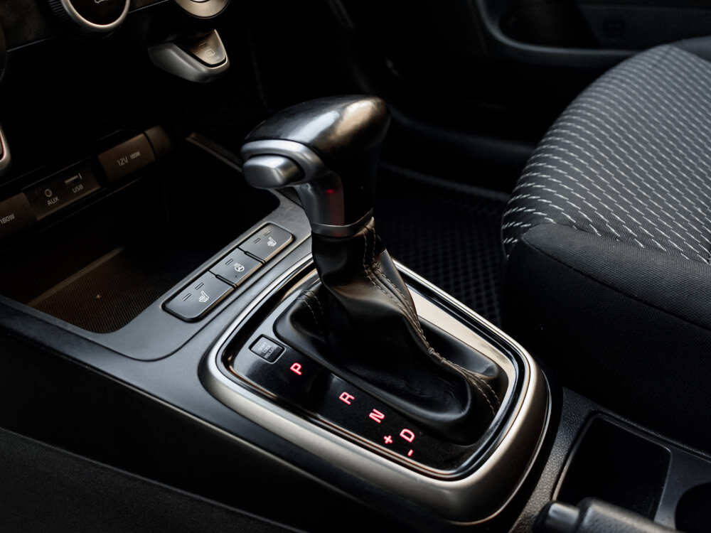 Купить Kia Rio 1.4 AT (100 л.с.), 2019 в Екатеренбурге