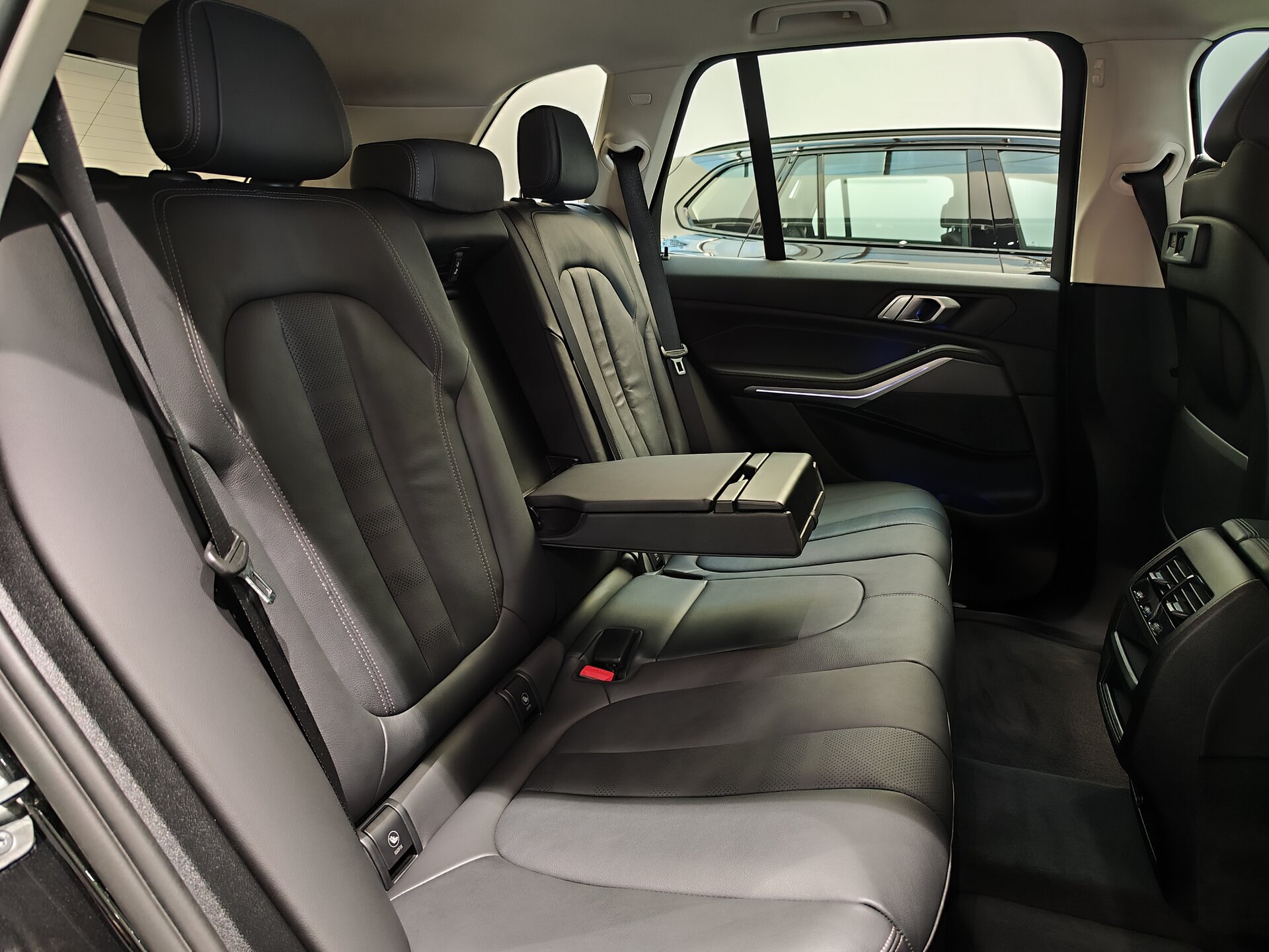 Автомобиль BMW X5 30d 3.0d AT (249 л.с.) 4WD - 10