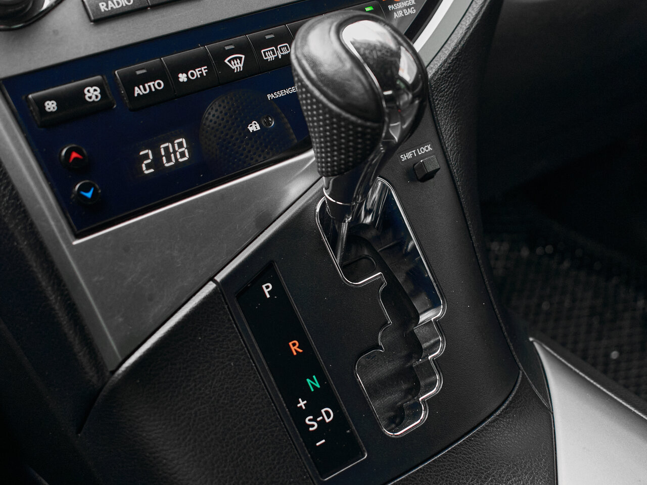 Купить Lexus RX 350 3.5 AT (277 л.с.) 4WD, 2012 в Екатеренбурге