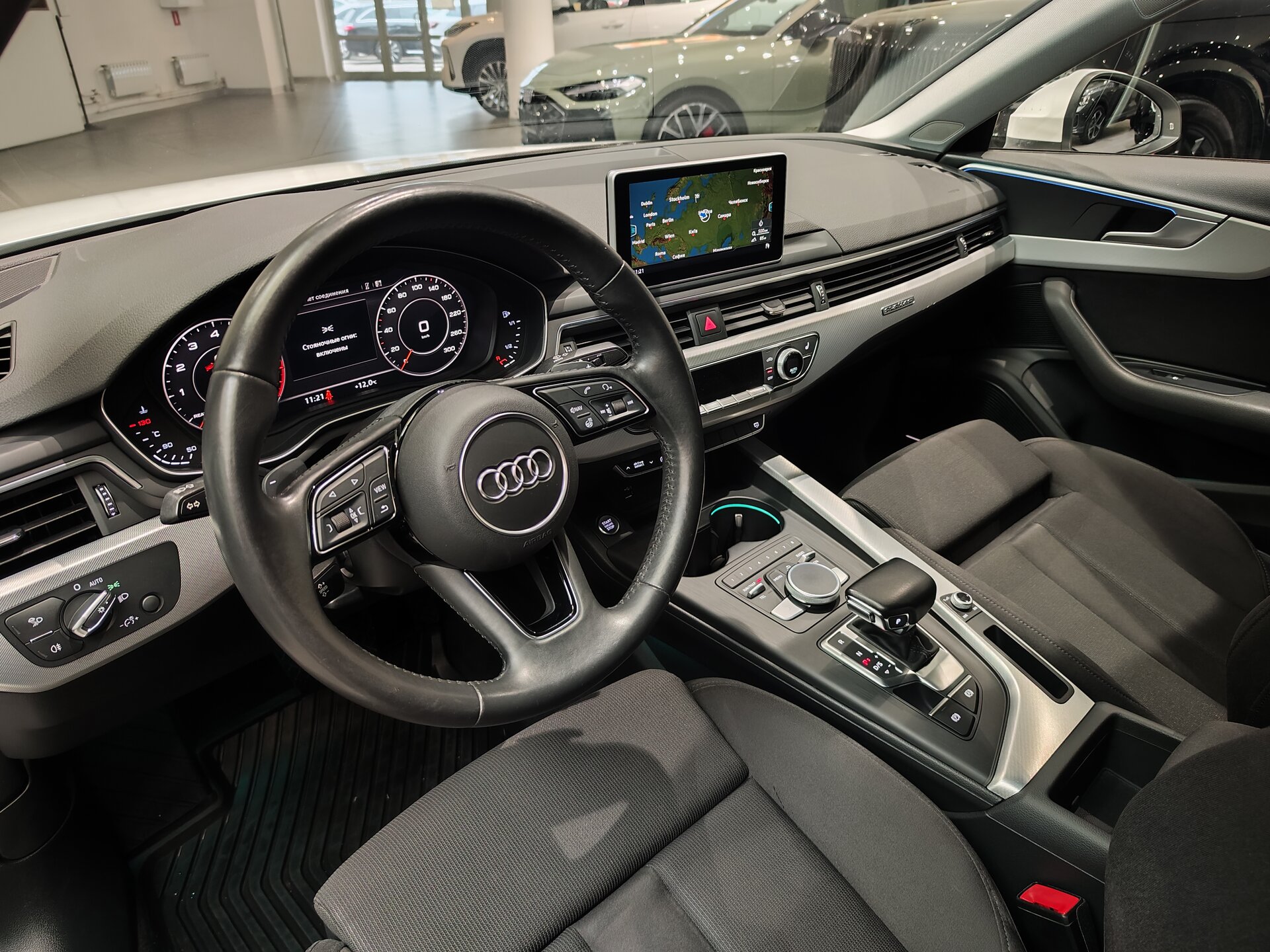 Автомобиль Audi A4 2.0 AMT (249 л.с.) 4WD - 7