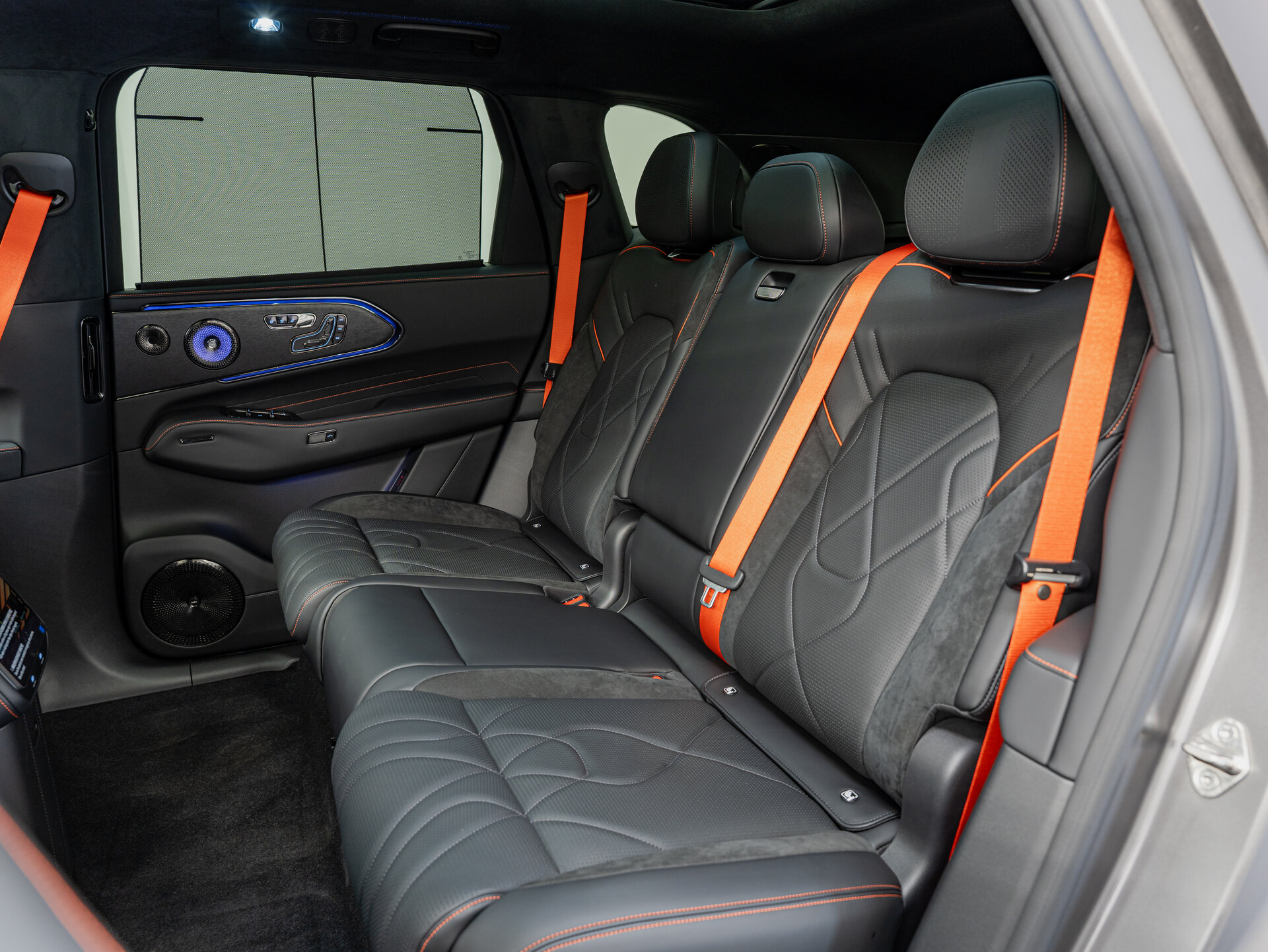 Автомобиль Zeekr 8X Dawn 2.0hyb AT (1401 л.с.) 4WD - 19