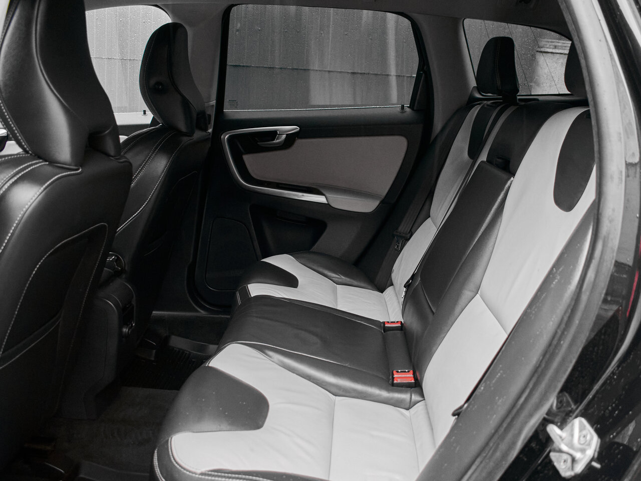 Купить Volvo XC60 2.4d AT (181 л.с.) 4WD, 2014 в Екатеренбурге