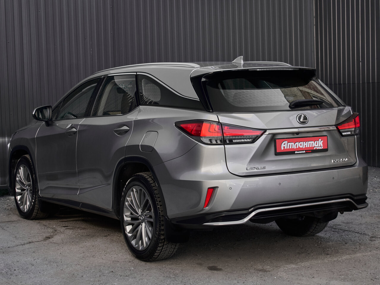 Купить Lexus RX 350L 3.5 AT (294 л.с.) 4WD, 2019 в Екатеренбурге