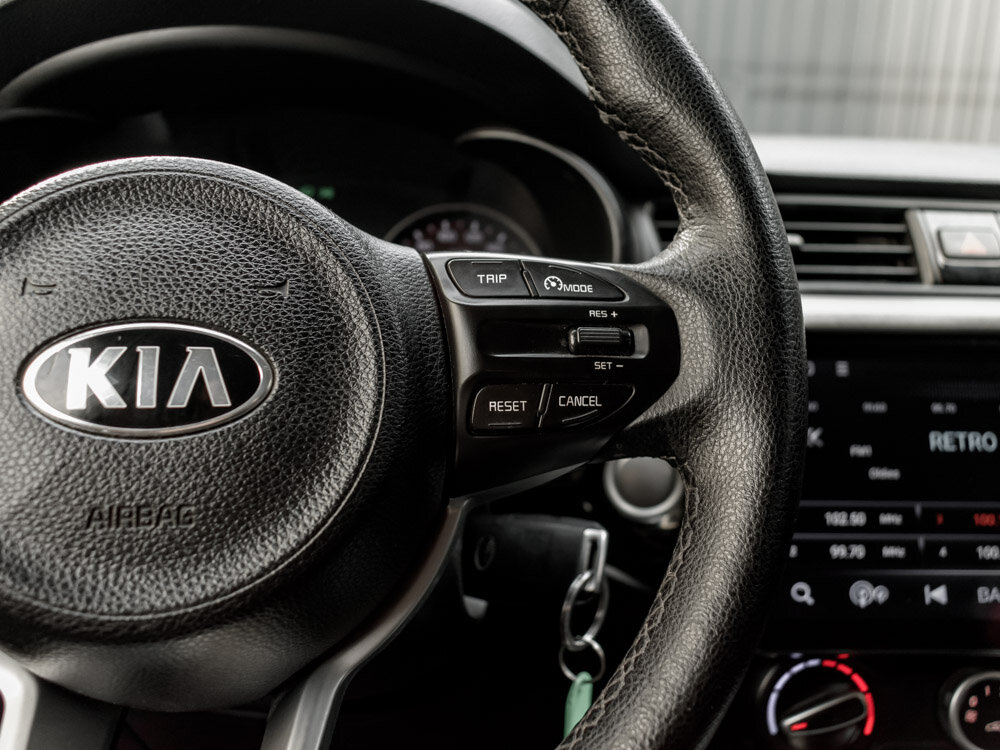Купить Kia Rio 1.6 AT (123 л.с.), 2018 в Екатеренбурге