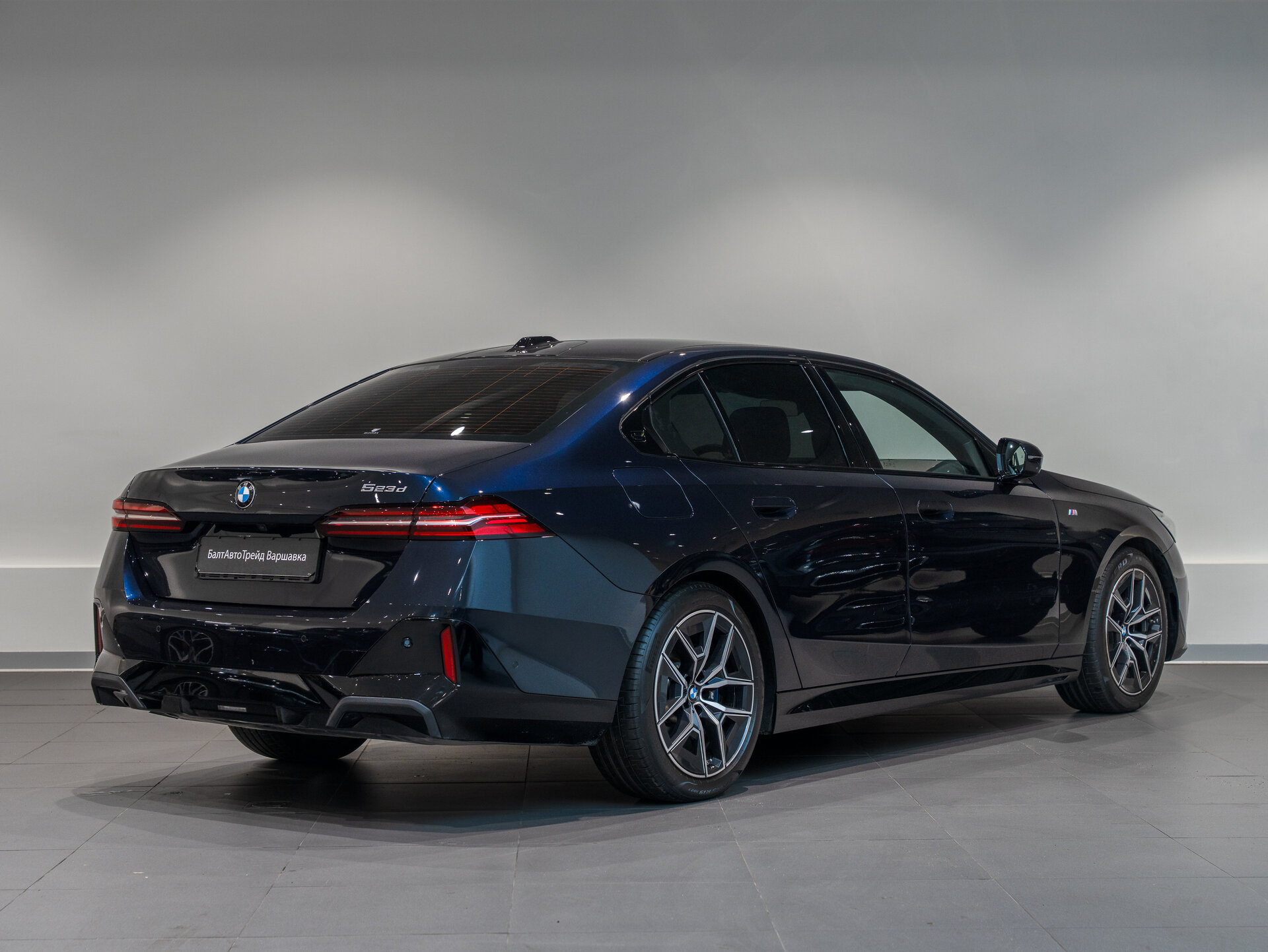 Автомобиль BMW 5 серии 523d 2.0d AT (197 л.с.) - 5