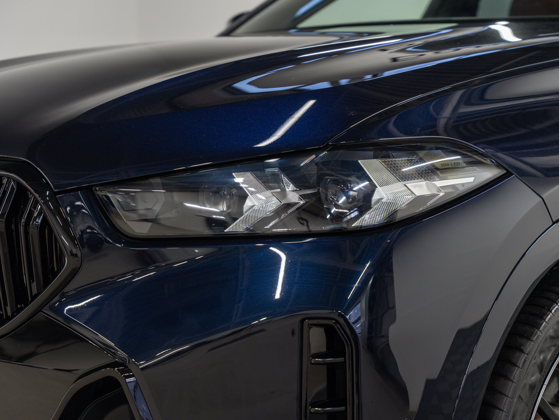 Автомобиль BMW X6 30i 2.0 AT (258 л.с.) 4WD - 2
