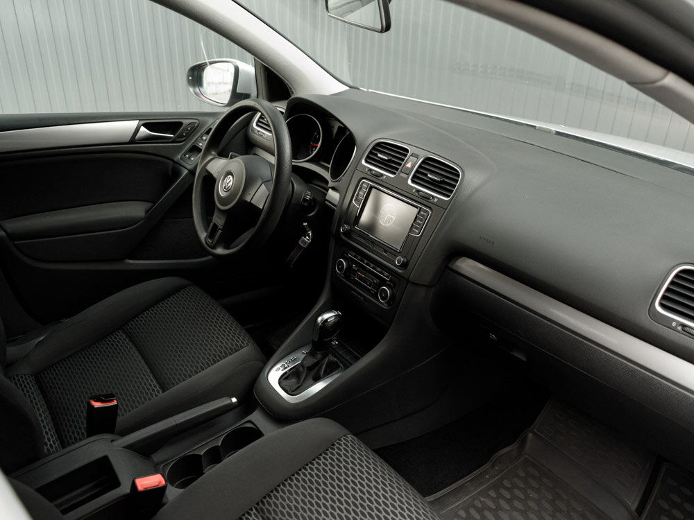 Купить Volkswagen Golf 1.4 AMT (122 л.с.), 2011 в Екатеренбурге