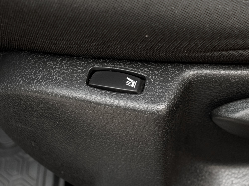 Купить Renault Logan Stepway 1.6 MT (82 л.с.), 2019 в Екатеренбурге