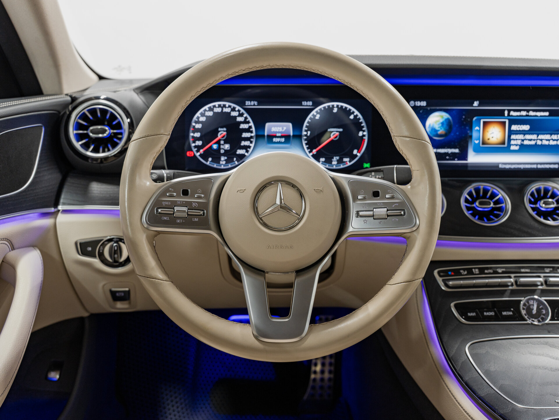 Автомобиль Mercedes-Benz CLS 350 d 2.9d AT (249 л.с.) 4WD - 16