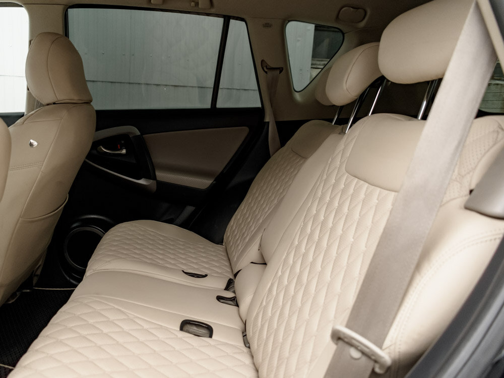 Купить Toyota RAV4 2.4 AT (170 л.с.) 4WD, 2007 в Екатеренбурге