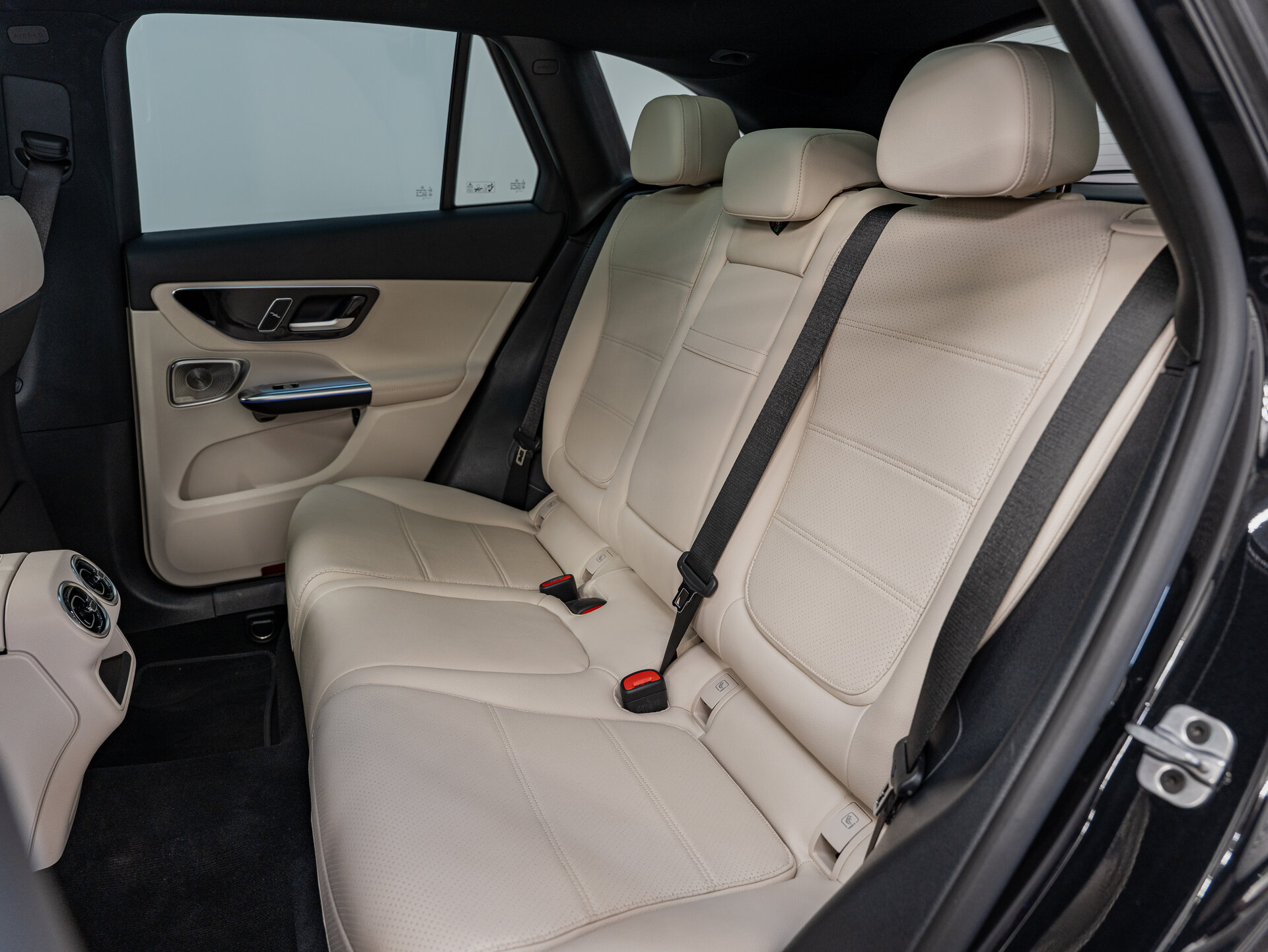 Автомобиль Mercedes-Benz GLC 220 d 2.0d AT (197 л.с.) 4WD - 19