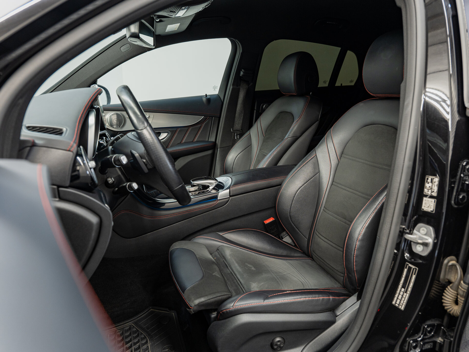 Автомобиль Mercedes-Benz GLC Coupe AMG 43 AMG 3.0 AT (367 л.с.) 4WD - 18