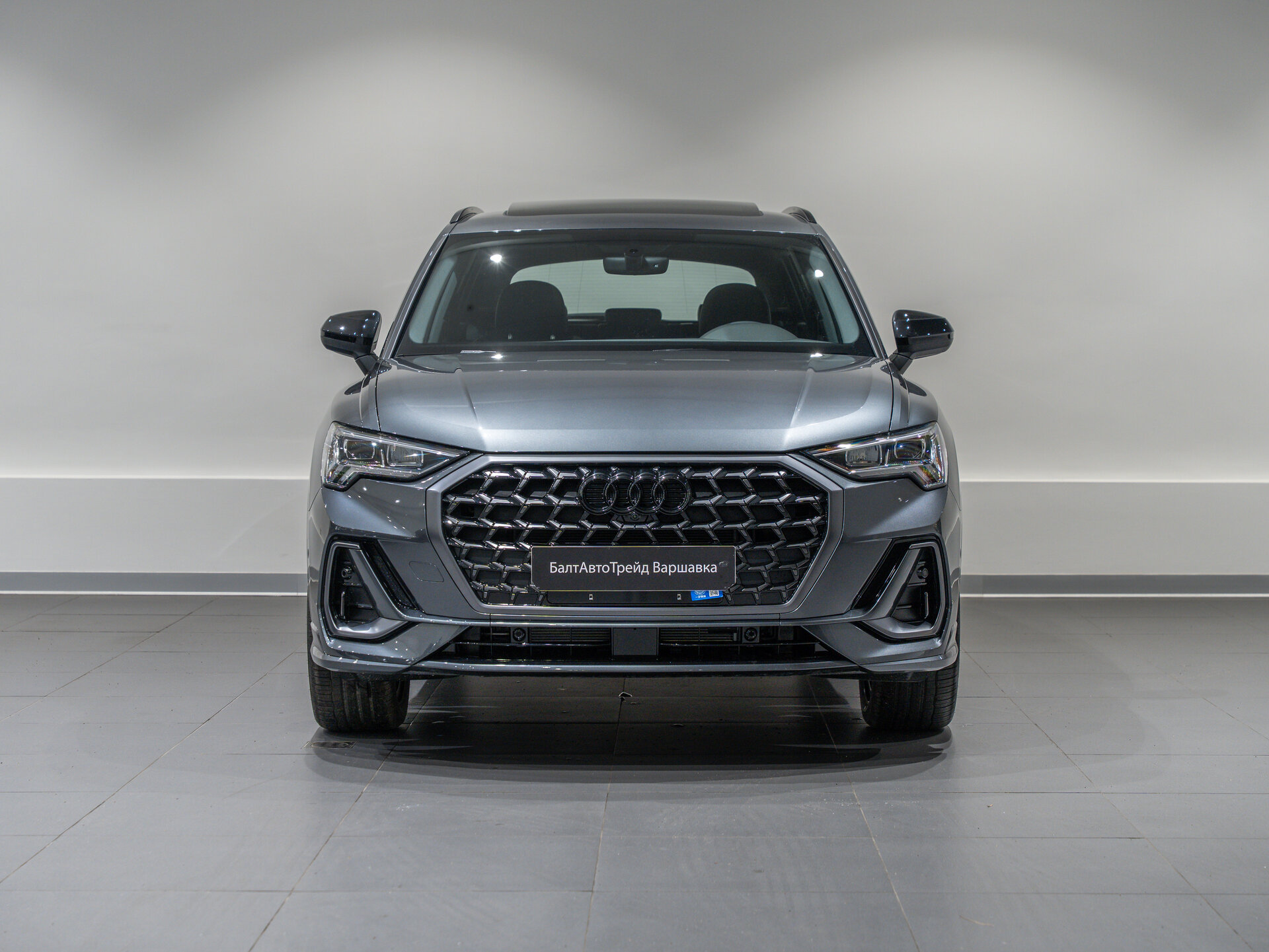 Автомобиль Audi Q3 35 TFSI 1.5 AMT (160 л.с.) - 2