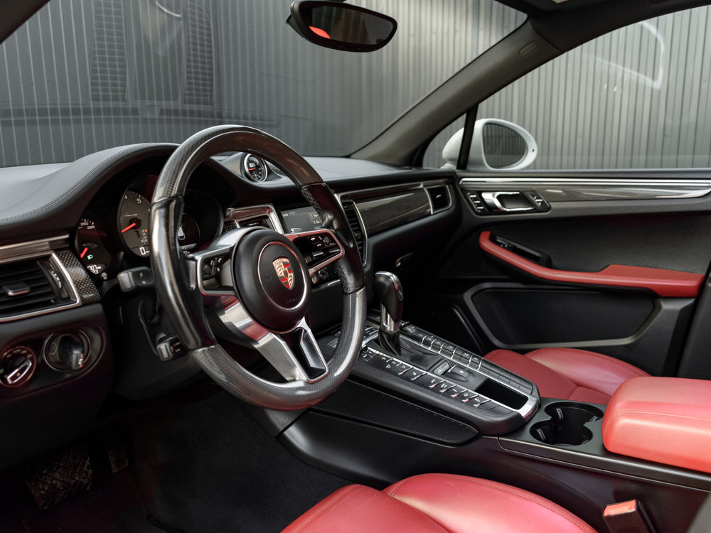 Купить Porsche Macan S 3.0 AMT (340 л.с.) 4WD, 2015 в Екатеренбурге