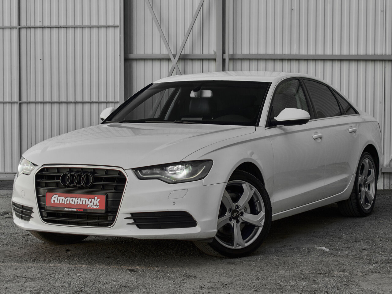 Купить Audi A6 2.0 CVT (180 л.с.), 2012 в Екатеренбурге