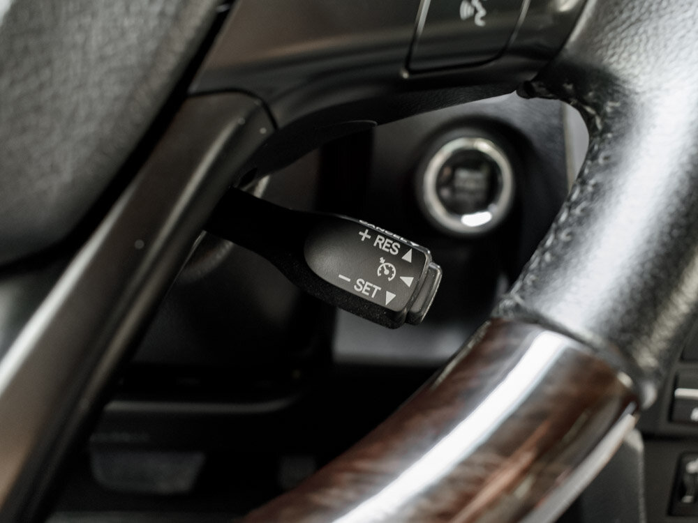 Купить Toyota Camry 3.5 AT (249 л.с.), 2017 в Екатеренбурге