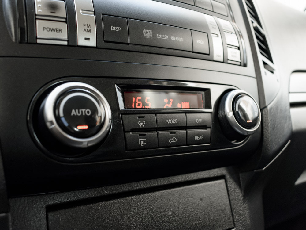 Купить Mitsubishi Pajero 3.0 AT (178 л.с.) 4WD, 2013 в Екатеренбурге
