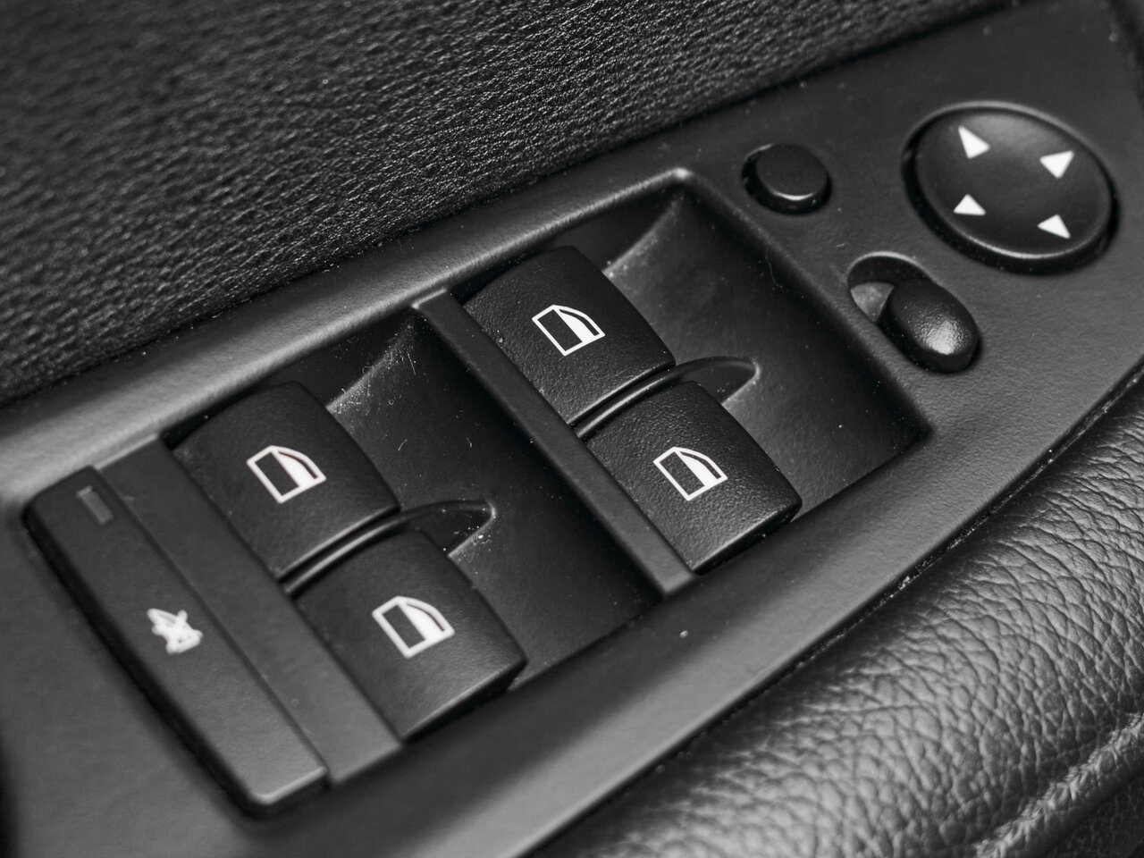 Купить BMW X6 35i 3.0 AT (306 л.с.) 4WD, 2013 в Екатеренбурге