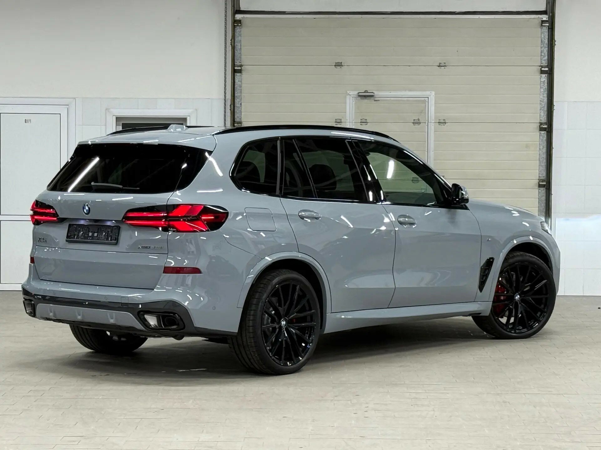 Автомобиль BMW X5 30d 3.0d AT (286 л.с.) 4WD - 4