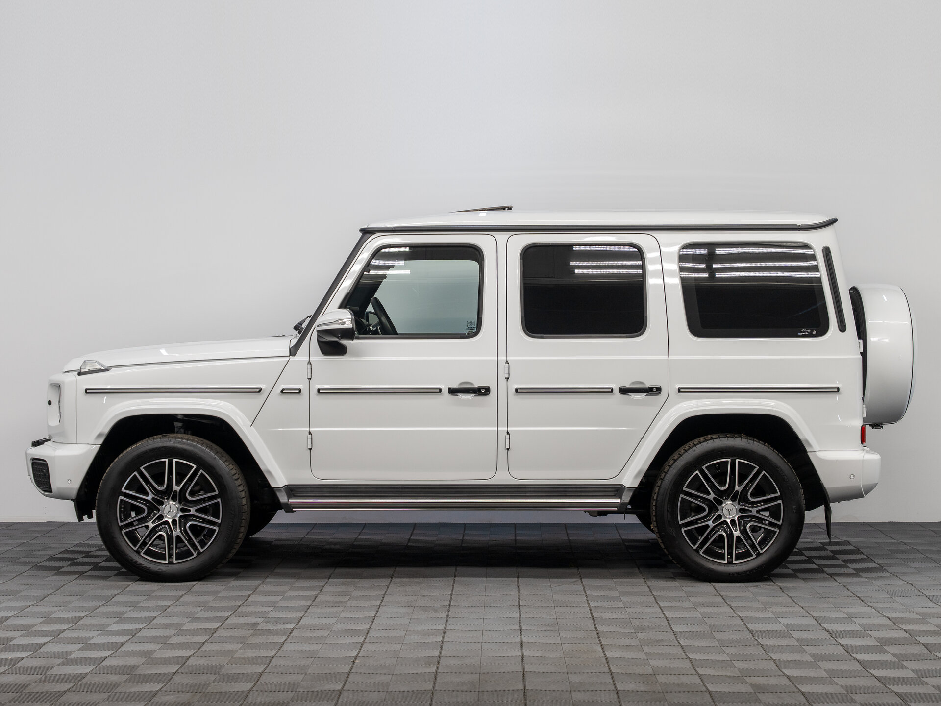 Автомобиль Mercedes-Benz G-Класс 450 d 3.0d AT (367 л.с.) 4WD - 8