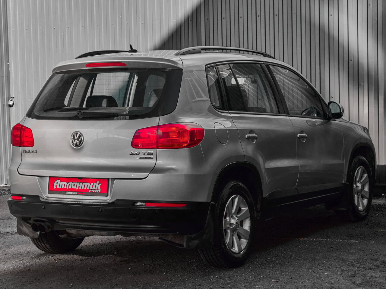 Купить Volkswagen Tiguan 2.0 AT (170 л.с.) 4WD, 2011 в Екатеренбурге