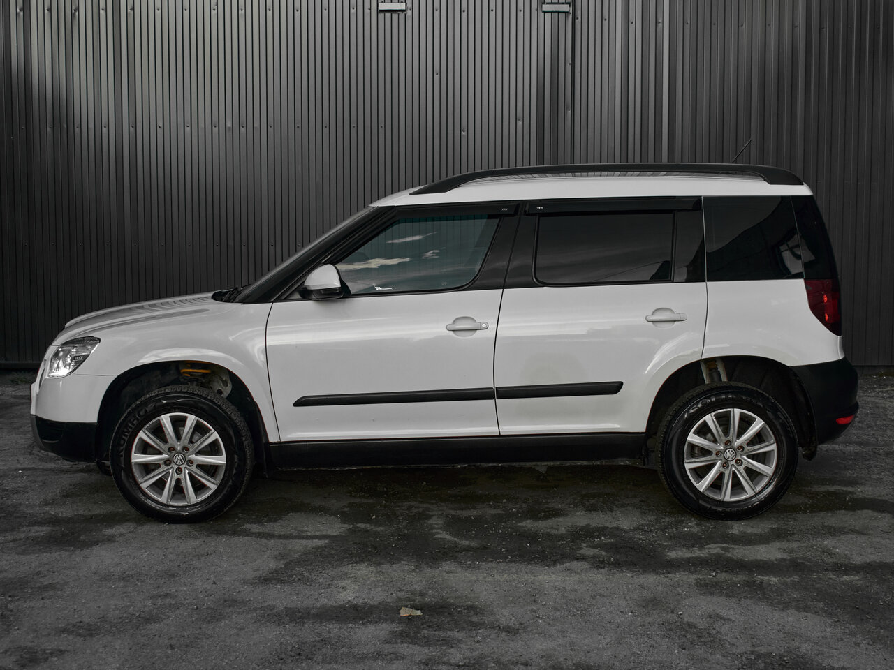 Купить Skoda Yeti 1.2 AMT (105 л.с.), 2013 в Екатеренбурге