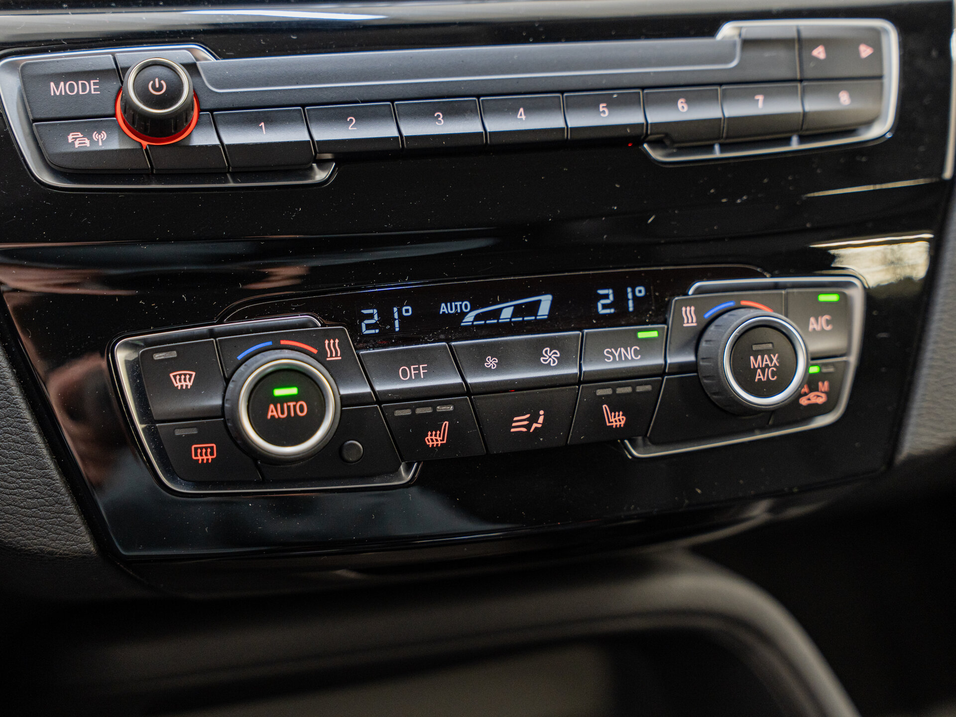 Автомобиль BMW X1 20i xDrive 2.0 AT (192 л.с.) 4WD - 17