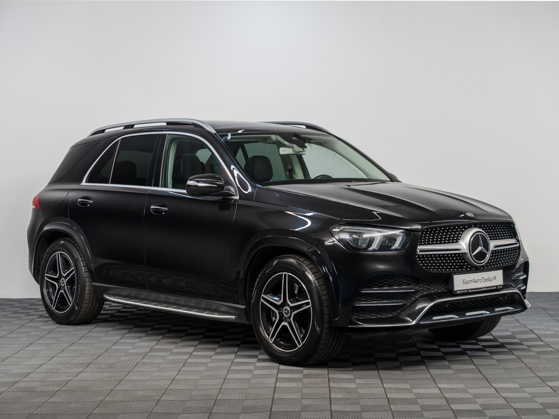 Автомобиль Mercedes-Benz GLE 450 3.0 AT (367 л.с.) 4WD - 3