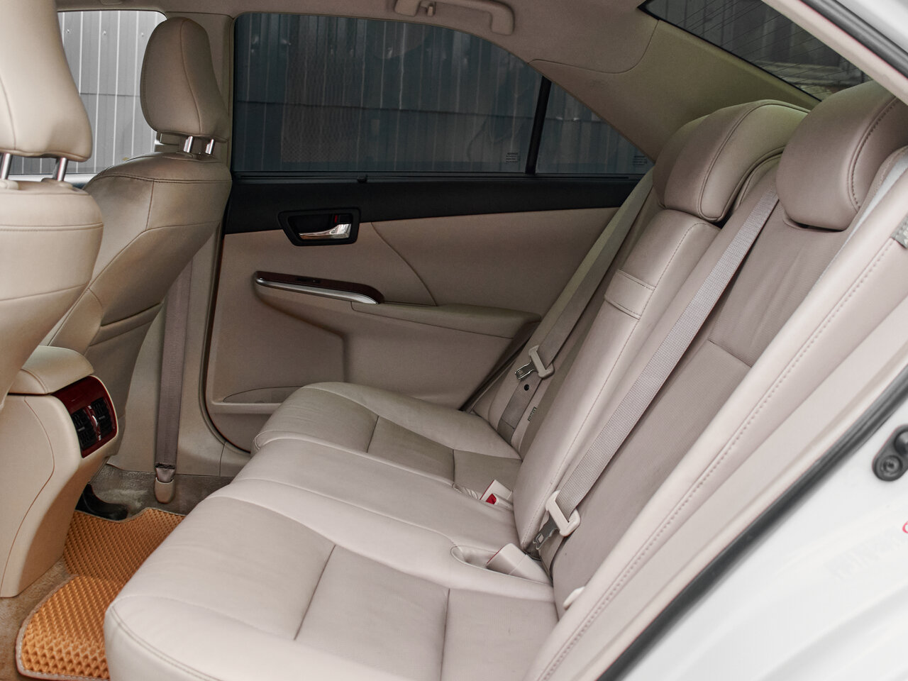Купить Toyota Camry 3.5 AT (249 л.с.), 2014 в Екатеренбурге