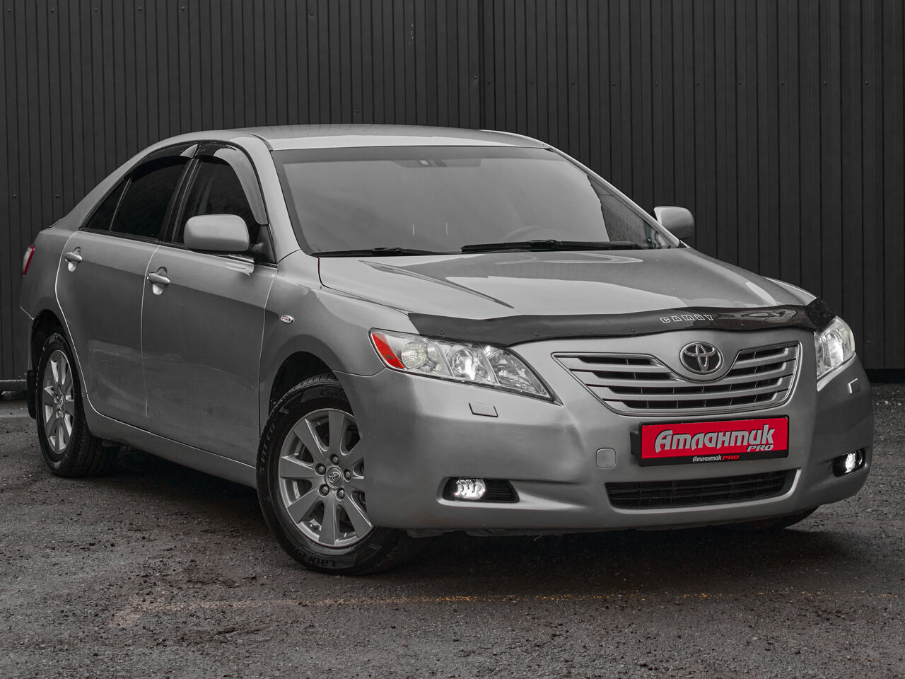 Купить Toyota Camry 2.4 AT (167 л.с.), 2006 в Екатеренбурге