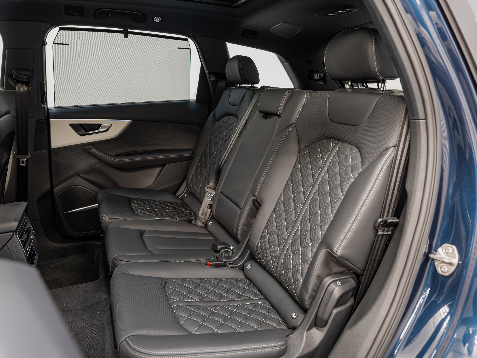 Автомобиль Audi Q7 50 TDI 3.0d AT (286 л.с.) 4WD - 18